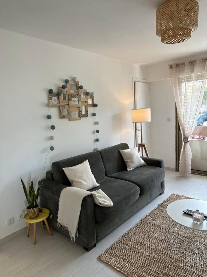 Spacieux Studio A Golfe Juan 2 Minutes Des Plages Vallauris Eksteriør bilde